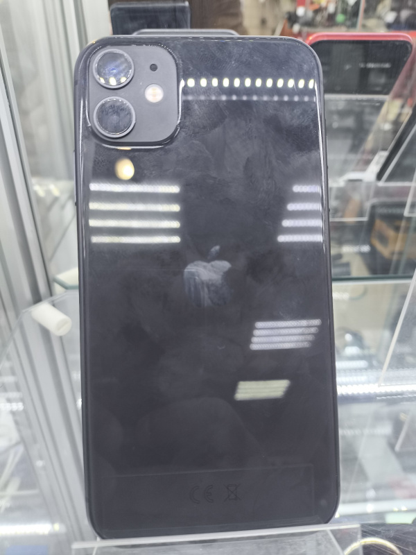 Мобильный телефон Apple iPhone 11