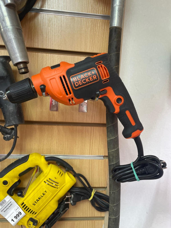 Дрель Black*Decker BEHD201